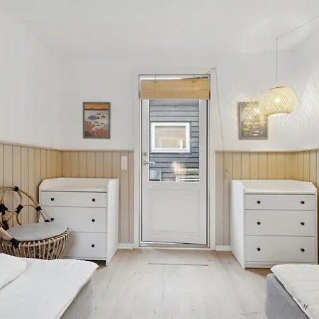Casa de Férias Svenja - 300m From The Sea By Interhome Neksø